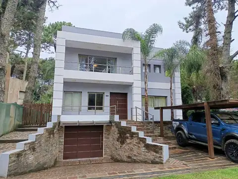 Casa en VENTA 6 ambientes en Costa del Este
