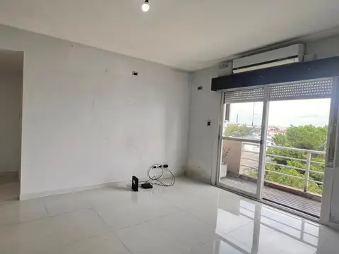 Av Manuel Belgrano 6000, Piso 4