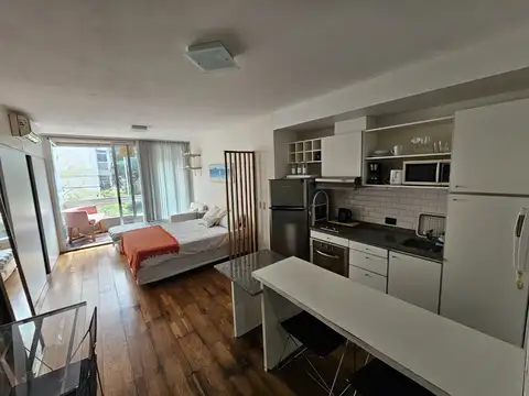 Alquiler en Belgrano Mendoza Al 1700 * Con muebles Monoambiente con Balcón Laundry Pileta