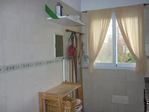 Casa en venta - 3 Dormitorios 3 Baños - Presidente Perón