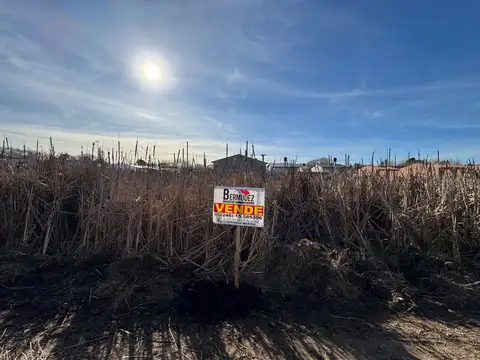 Terreno en Venta 15,40  mts Frente