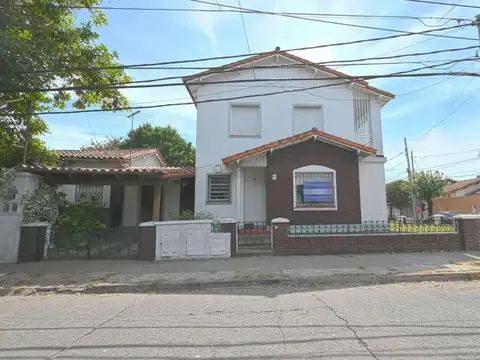 OPORTUNIDAD PH FRENTE CIUDAD JARDIN COCHERA ESCUCHA OFERTA