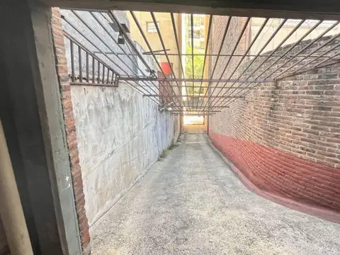 España 1633 , Piso 1