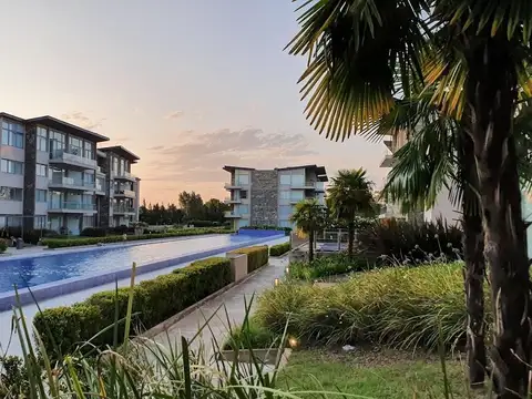 Lote en  Barrio Greenville, Hudson. Con facilidades de pago.