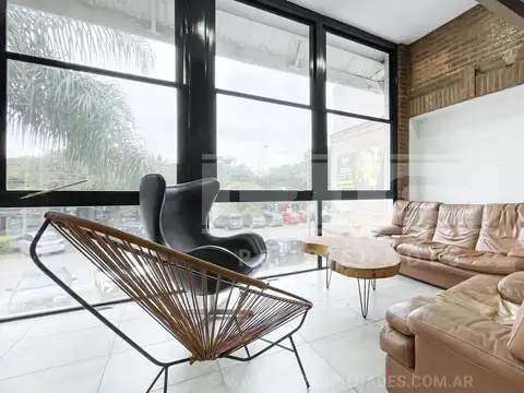 Blanco encalada 60, entre Gascon y av. avelino rolon