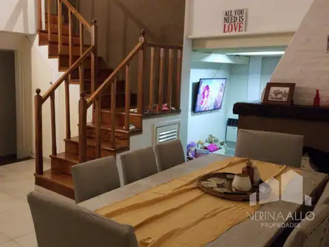 Casa 4 ambientes con 3 baños