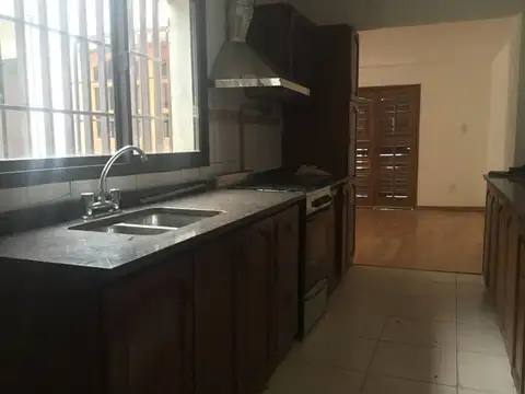 ALQUIER COMERCIAL BARRIO BOMBAL