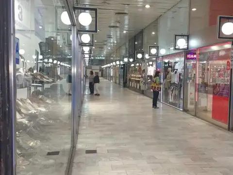 Local en Venta 30 años