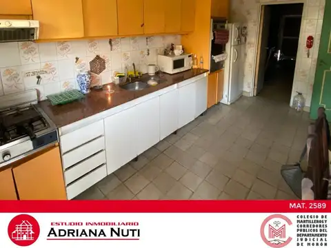 HAEDO - Casa de cinco ambientes