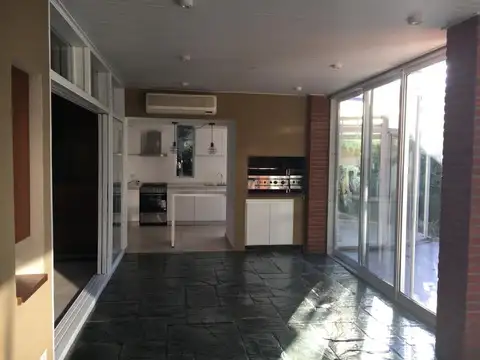 COUNTRY EL CARMEN EN VENTA EXCELENTE CHALET