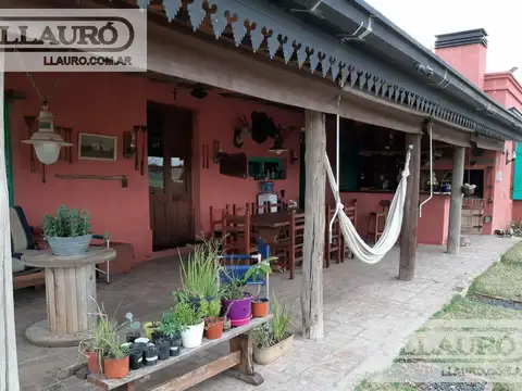 Casa en Alquiler Temporal con 2 cocheras