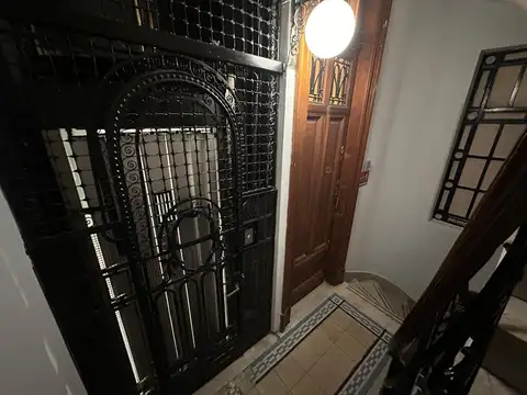 Oficina en Venta 75 años