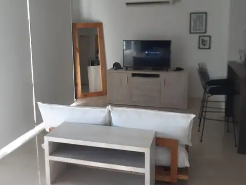 Departamento en Alquiler con 1 cochera