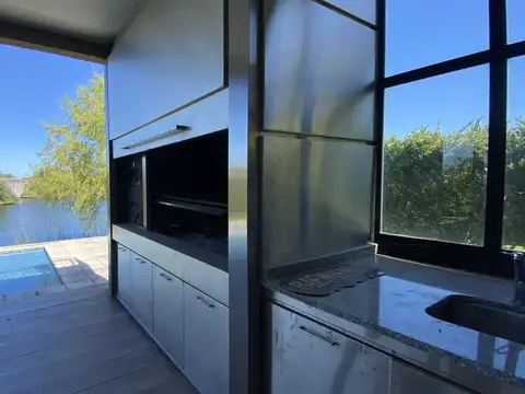 Casa en Venta en Puertos - Barrio Ceibos, USD 300.000