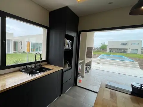 Casa en Venta 1 año