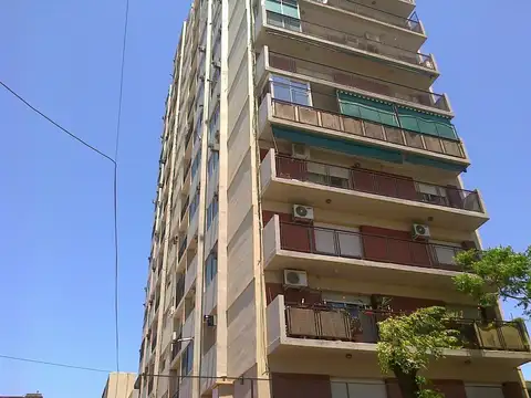 1 AMBIENTE VISTA PANORÁMICA MUY LUMINOSO AMPLIO COCINA INTEGRADA LAV INDEPENDIENTE BALCÓN FRANCÉS