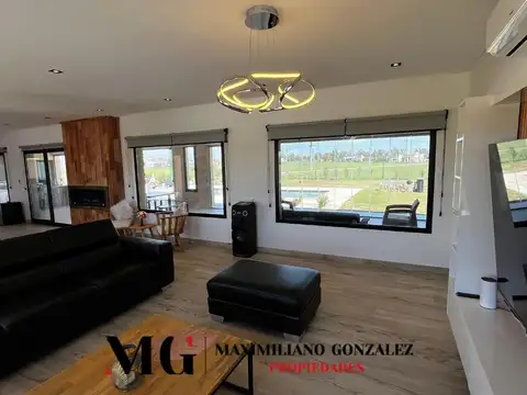 Casa en Venta al Oeste