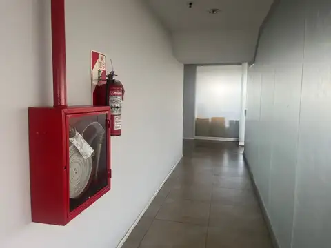 Oficina Monoambiente con 2 baños