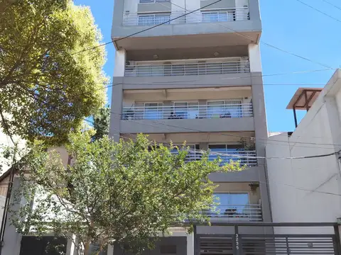 ENERO 2026  Departamento en alquiler en Florida contrafrente con cochera!