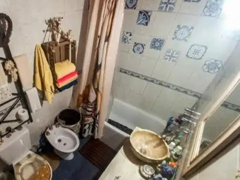 Depto Tipo Casa 3 ambientes con 2 baños