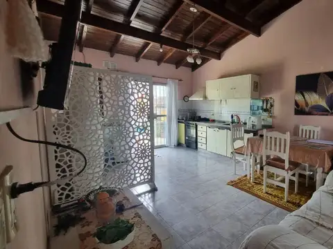 Depto Tipo Casa en Venta de 2 dormitorios