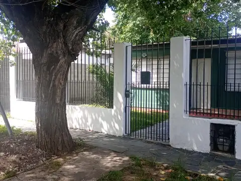 Casa en alquiler en Don Torcuato