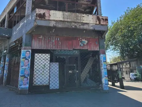 VENTA LOCAL  VALENTIN ALSINA LANUS