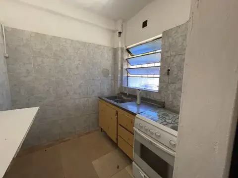 Depto Tipo Casa en Venta en Ingeniero Adolfo Sourdeaux, USD 65.000