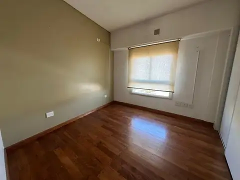 Departamento en Venta de 4 dormitorios