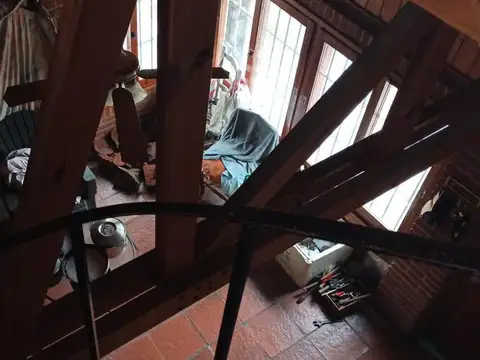 Casa en venta - 3 dormitorios 2 baños  - jardín parquizado 140mts2 - San Bernardo Del Tuyu