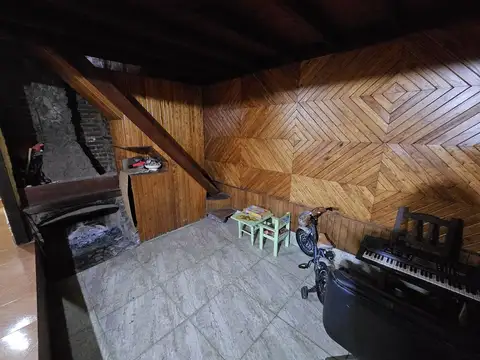 Casa en Venta en Garin, USD 55.000