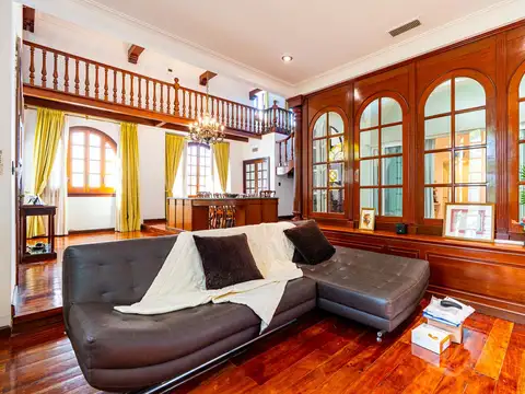 Casa en Venta con 1 cochera