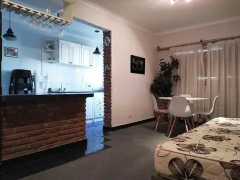 Departamento De 3 Ambientes En Pleno Centro De La Ciudad