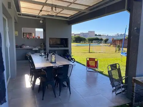 Casa en Venta de 4 dormitorios