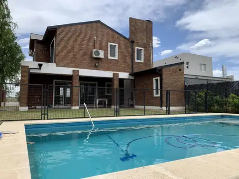 Casa en Venta en Roldan, USD 145.000