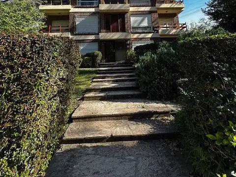 Departamento en Alquiler Barrio Norte 3 Ambientes con cochera