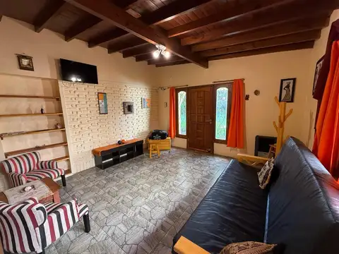 Depto Tipo Casa 6 ambientes con 2 baños