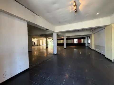 Avenida Rigolleau  al 1100