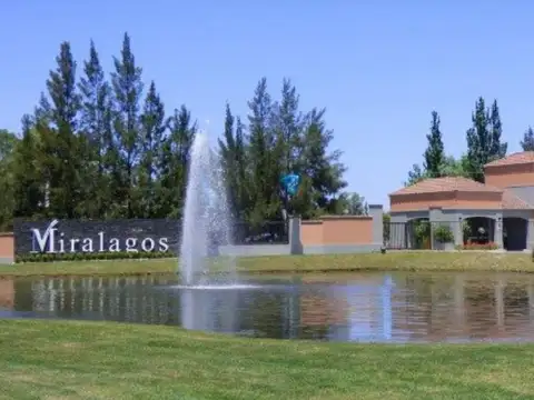 Terreno en Venta en Club Miralagos, USD 57.500
