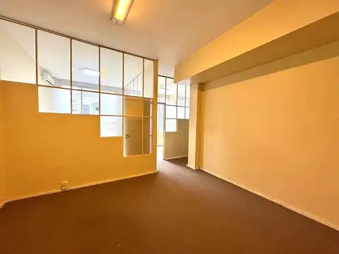 Oficina en Alquiler al Sur