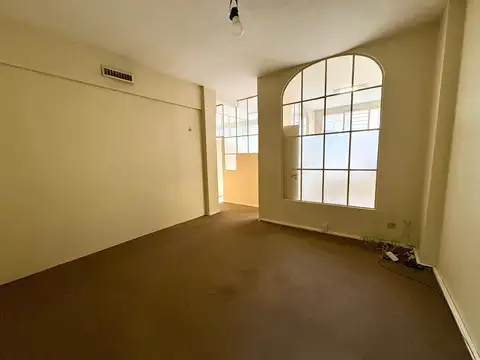 Oficina en Alquiler en Retiro, $ 500.000