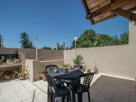 Casa - Venta - Argentina, Tres de Febrero - Metzig 2100