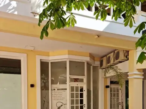 Cariló | Galeria Los Avellanos - Local comercial-  A1