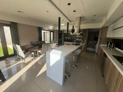 Juan Antonio Santos Zepeda 2200