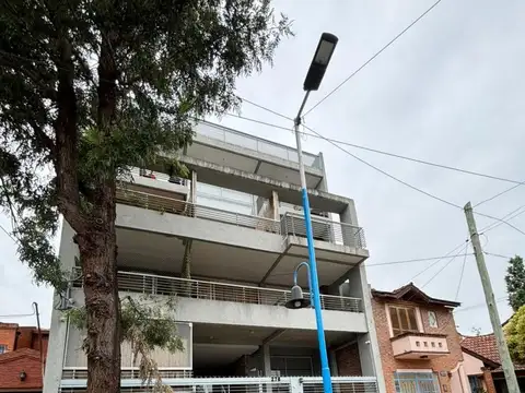 Calle Los Lazaristas 200