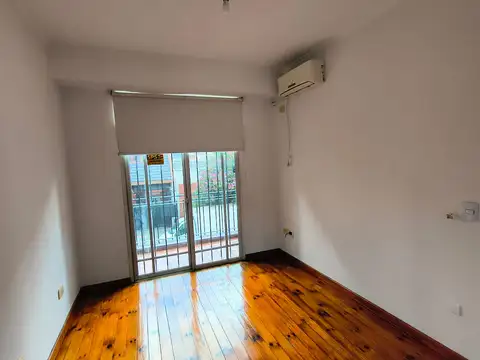 AMPLIA CASA MILLER AL 3000 (APTO VIVIENDA/ OFICINA/ESTUDIO/EMPRESA/ETC)