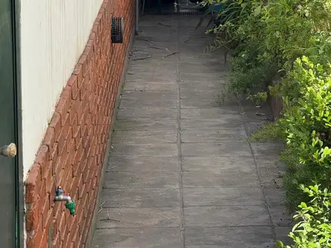 Depto Tipo Casa en Alquiler de 3 ambientes