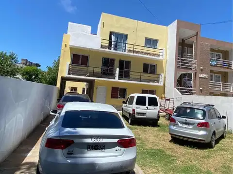 Obligado e/ Avenida Bartolomé Mitre y Santiago del Estero