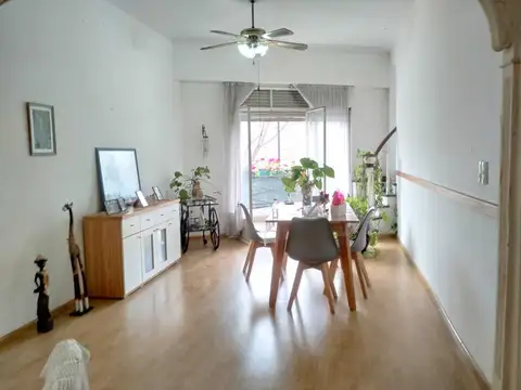 Depto Tipo Casa en Venta de 5 ambientes
