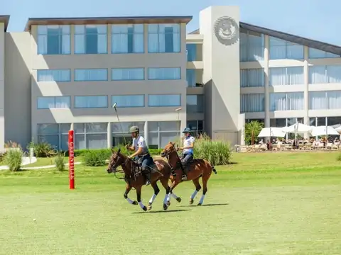 Greenville Polo & Resort